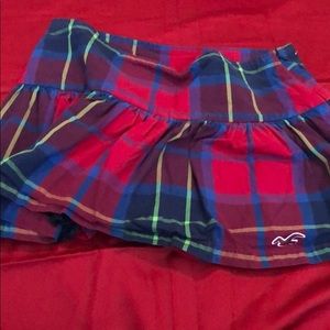 Hollister plaid skirt ! Brand new (without tags)